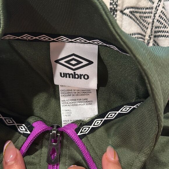 Umbro Green and Purple Bomber Jacket Lightweight Athletic Wear xsmall top gym - Picture 2 of 5